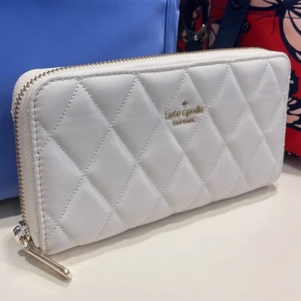 Kate Spade Carey Large Quilted Leather Continental Wallet Parchment White